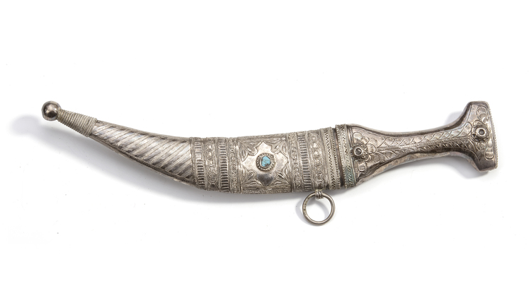 A SILVER DAGGER, OMAN, 19TH CENTURY