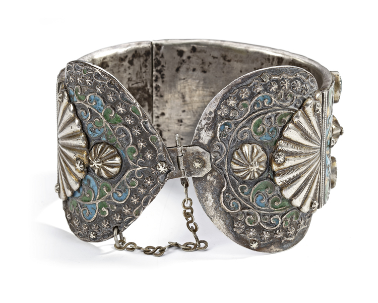 AN ALGERIAN SILVER BRACELET, 19TH CENTURY