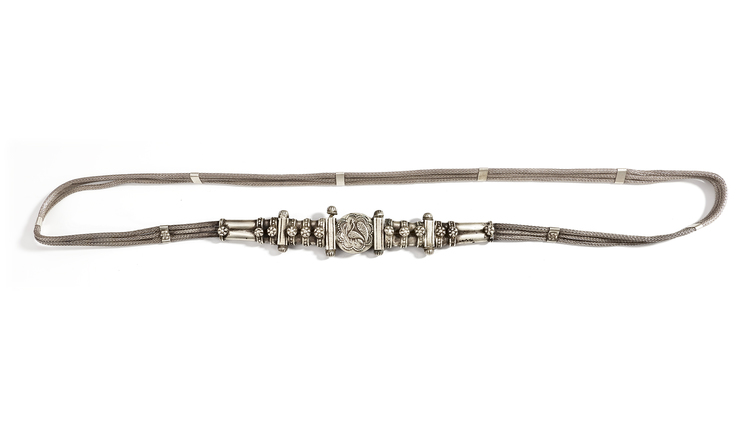 AN AFGHAN SILVER NECKLACE, 20TH CENTURY