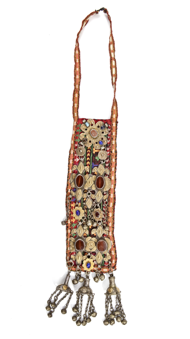 A SILVER PENDANT, TURKMENISTAN, 19TH CENTURY