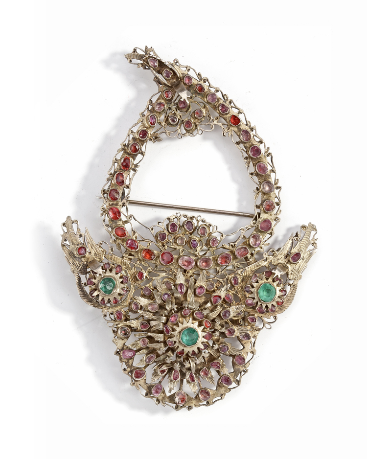 AN ALGERIAN BELT BUCKLE,19TH CENTURY