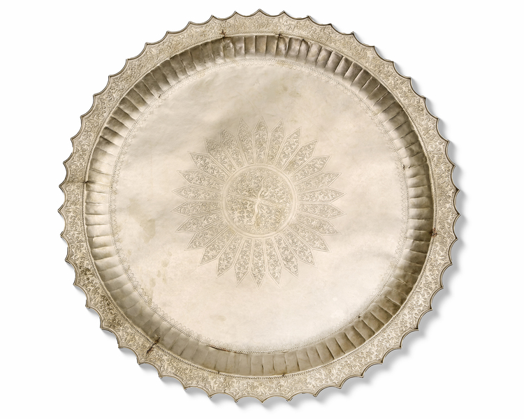 A MALAY SILVER TRAY, 19TH CENTURY