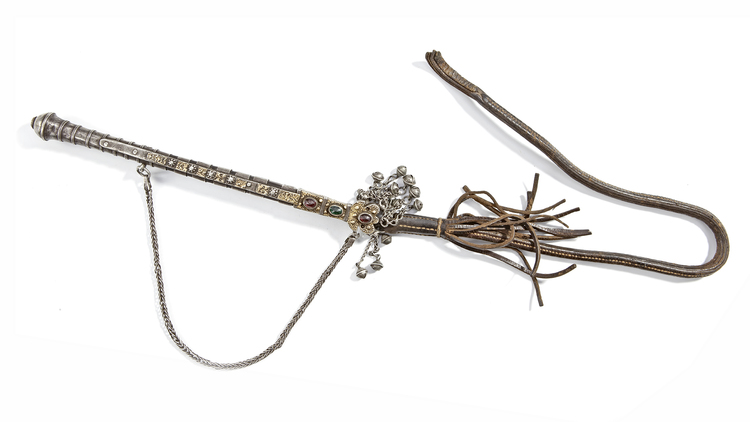 A CAUCASIAN SILVER HORSEWHIP, 19TH CENTURY