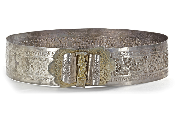 AN OTTOMAN SILVER BELT, 19TH CENTURY