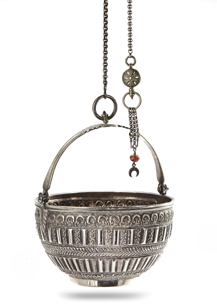 A SILVER HANGING BOWL, INDIA, 19TH CENTURY