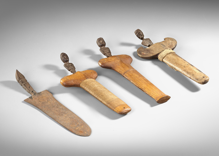 Kalimantan. Four small krisses/kerisses collected by Jac Hoogerbrugge in the 1950’s.