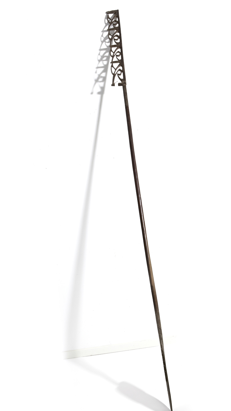 Asmat. Ceremonial paddle with ancestor figures. Collected by Jac Hoogerbrugge in the village of Komor in the 1960’sor 1970’s