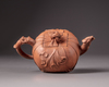 A Chinese yixing ‘seal box’ teapot