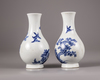 A pair of Chinese blue and white crackle-glazed vases