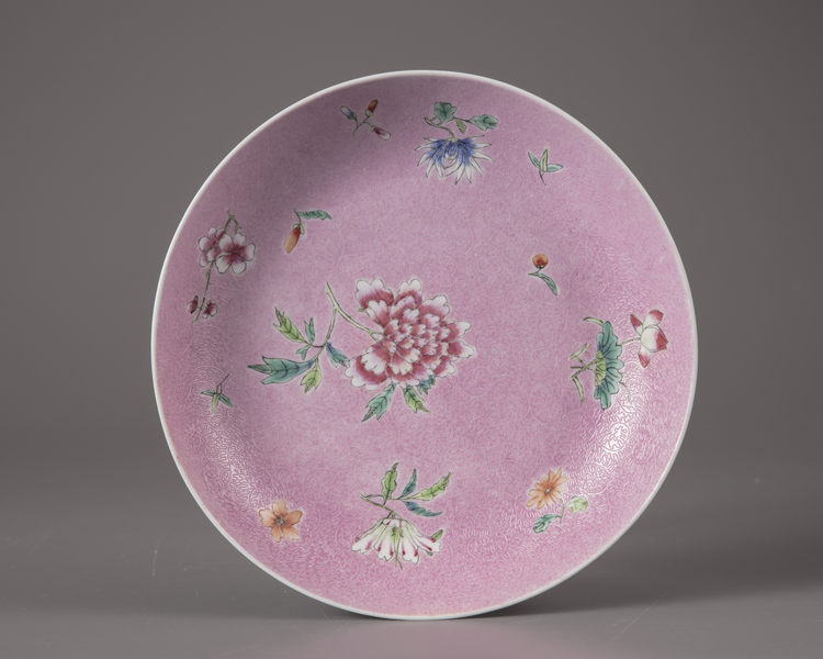 A famille-rose pink-ground sgraffiato dish