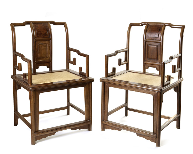 A PAIR OF CHINESE SOUTHERN OFFICIAL'S HAT ARMCHAIRS, 19TH/20TH CENTURY