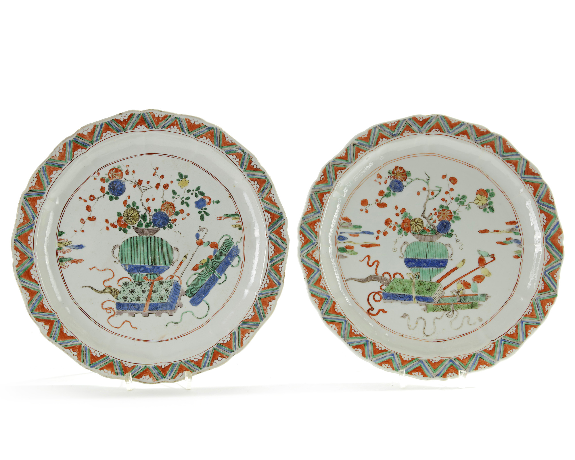 A pair of Chinese famille verte plates