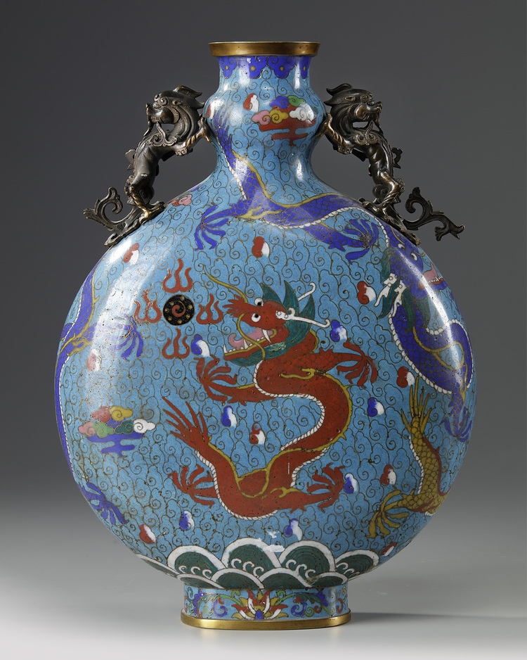 A Chinese cloisonné enamel 'dragon' moonflask